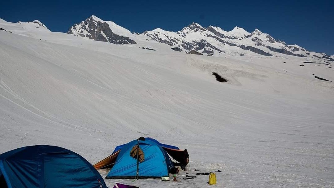 Sunderdhunga Glacier - Maiktoli Base Camp Trek, Uttarakhand